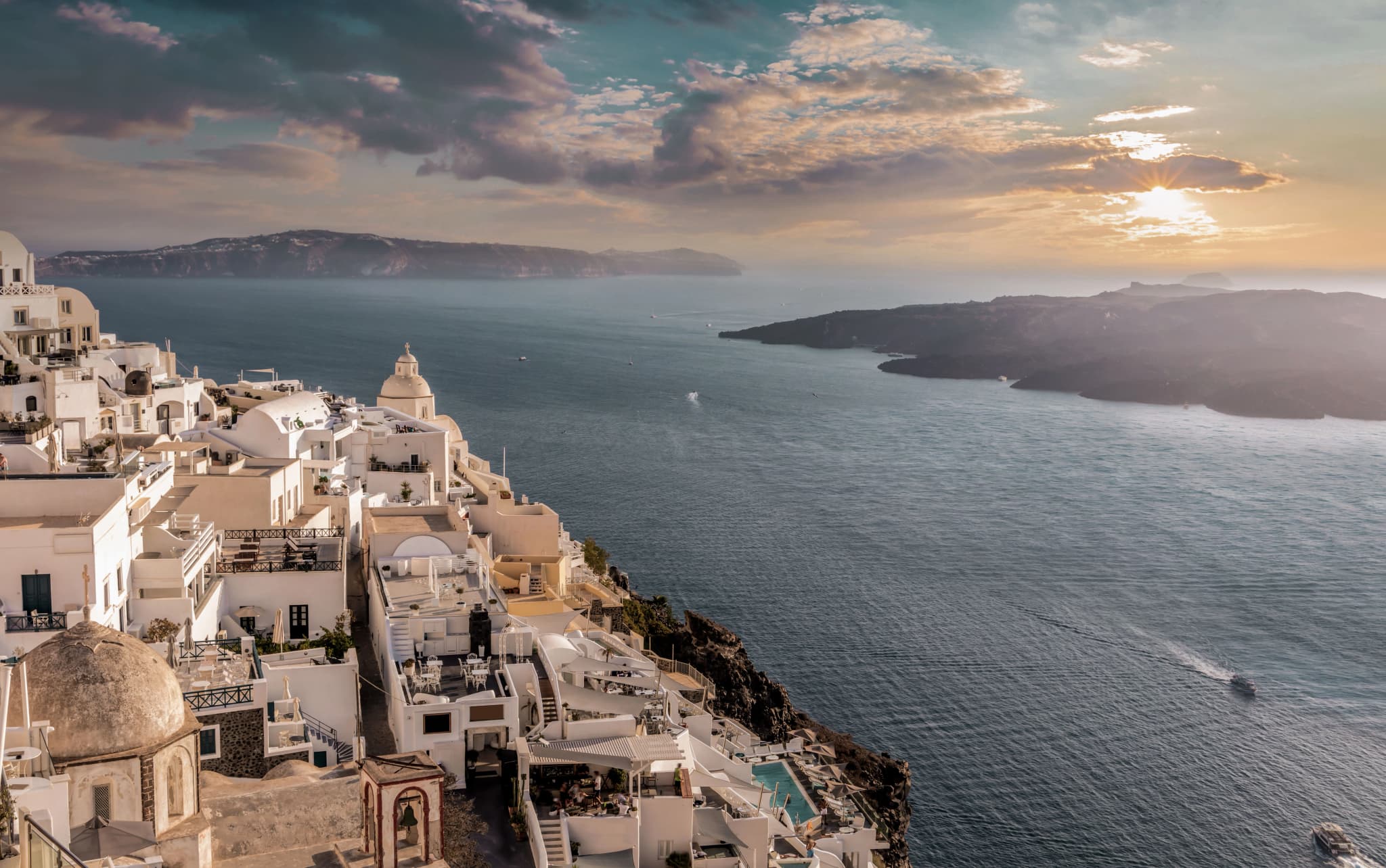 Athens Roundtrip: Isles & Shores of the Aegean